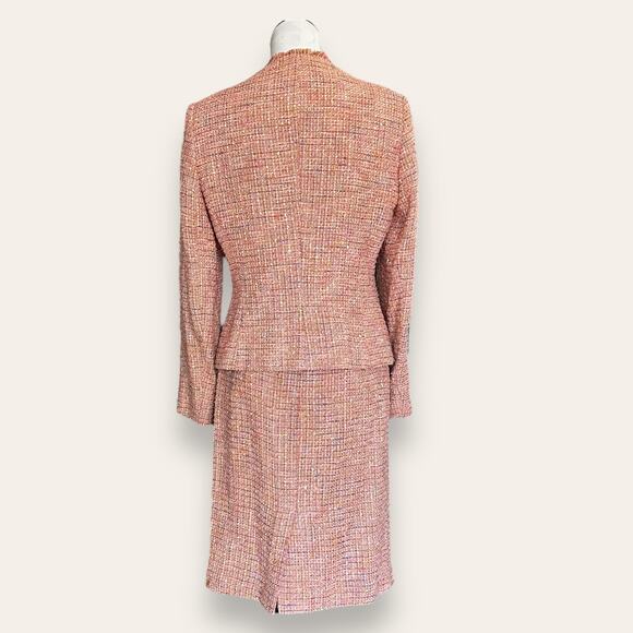 Coral Tweed Oscar de la Renta Skirt Suit set w/ Boucle Fringe size 6 - Picture 4 of 10